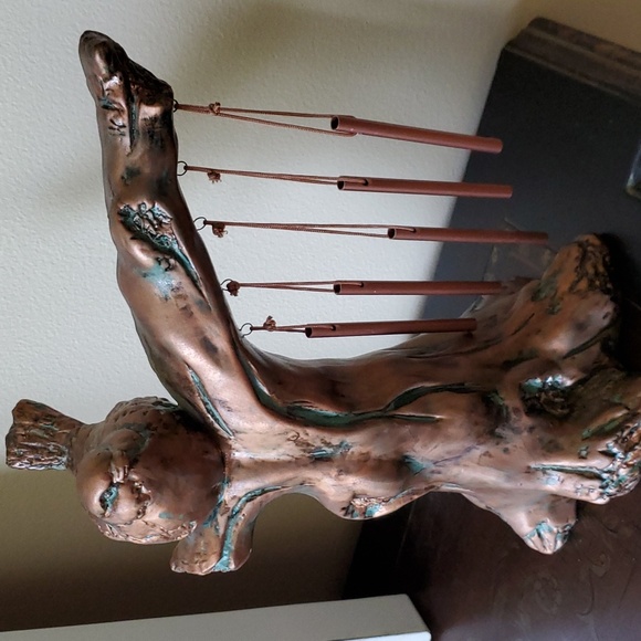 Unique  Bird on a limb Decor - Picture 3 of 4